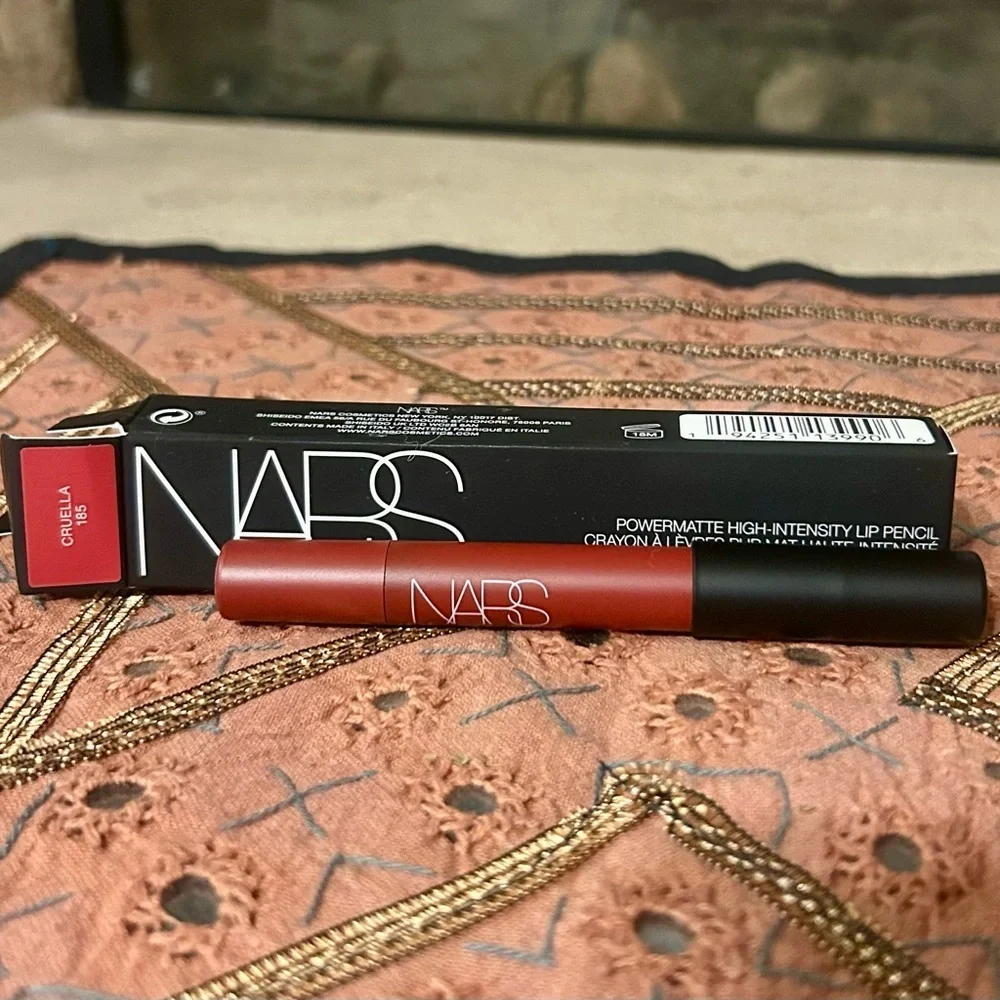 NARS Powermatte High Intensity Lip Pencil in Cruella